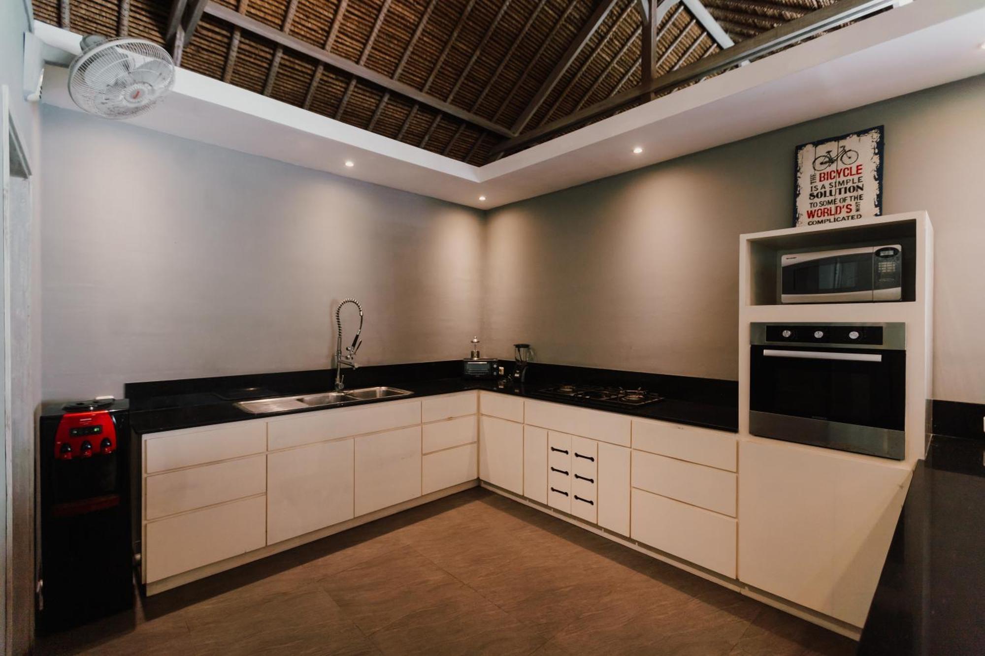 קנגו Maylie Bali Villa & Bungalows מראה חיצוני תמונה